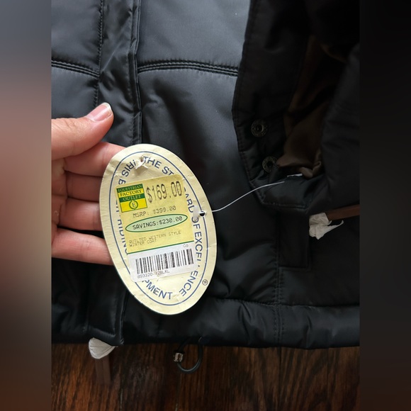 Iris Bayer Equestrian Quilted Puffer - Picture 4 of 16